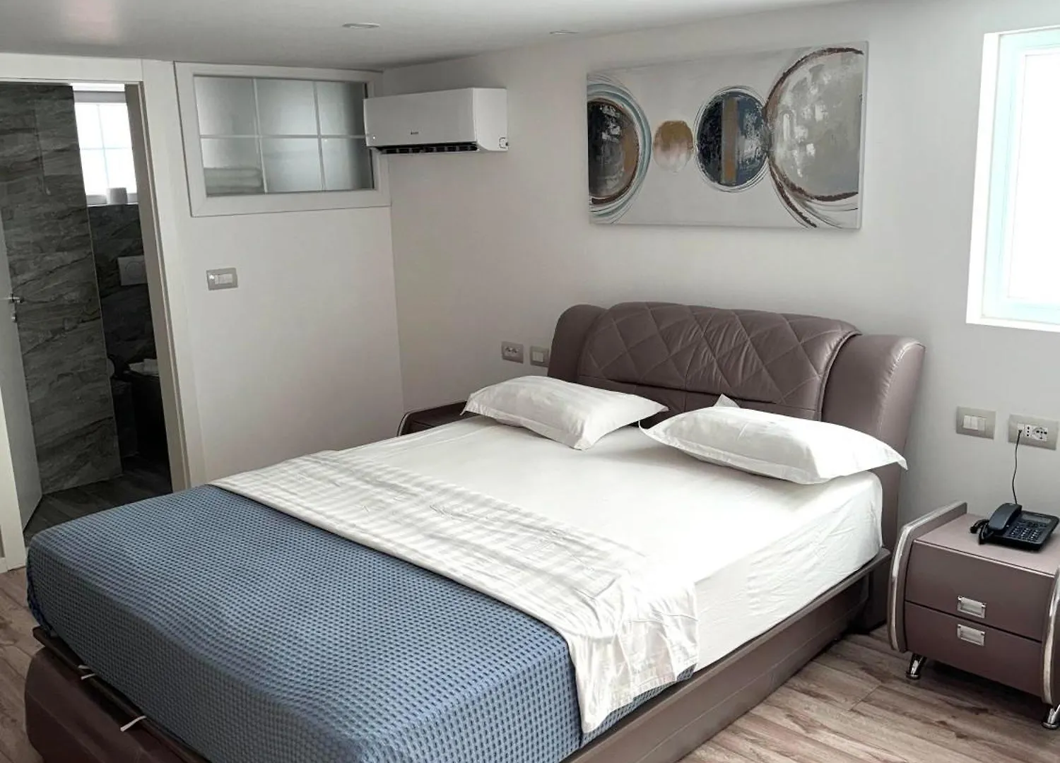 Park Hotel Tirana Yzberishti 3*,