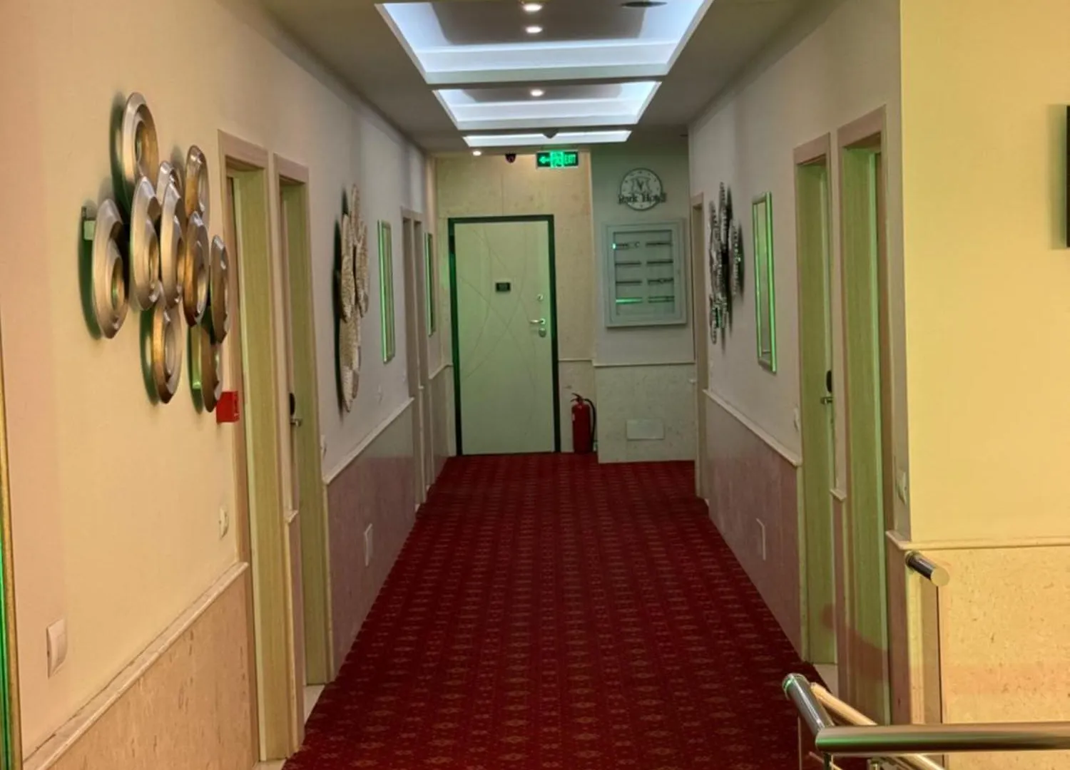 ***  Park Hotel Tirana Yzberishti Albania