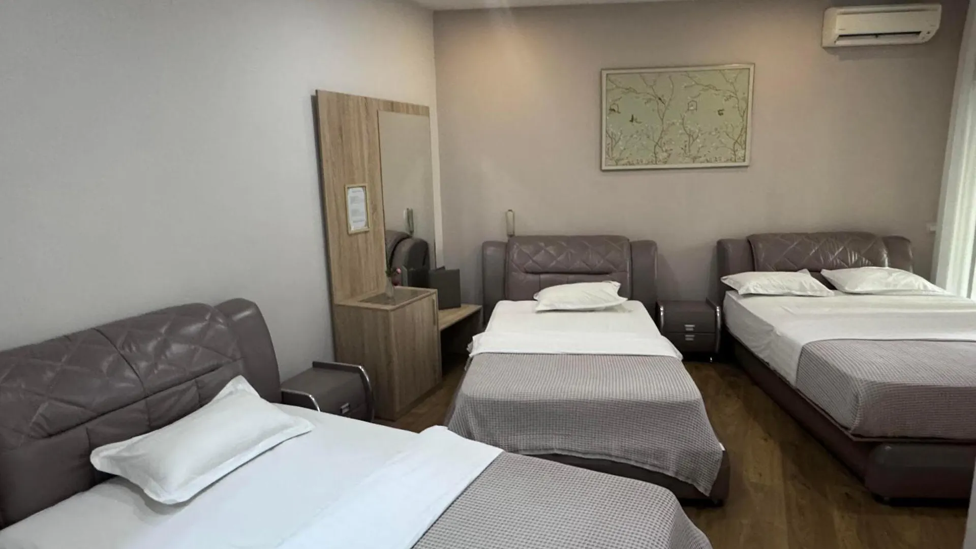 Park Hotel Tirana Yzberishti