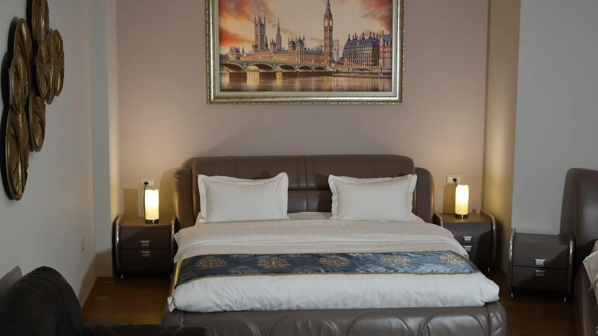 ***  Park Hotel Tirana Yzberishti Albania