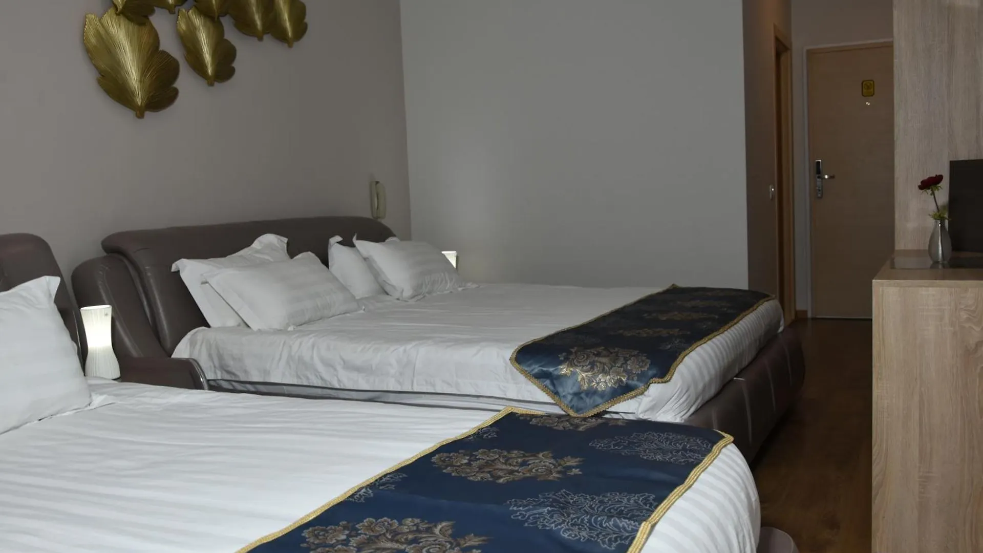 Park Hotel Tirana Yzberishti