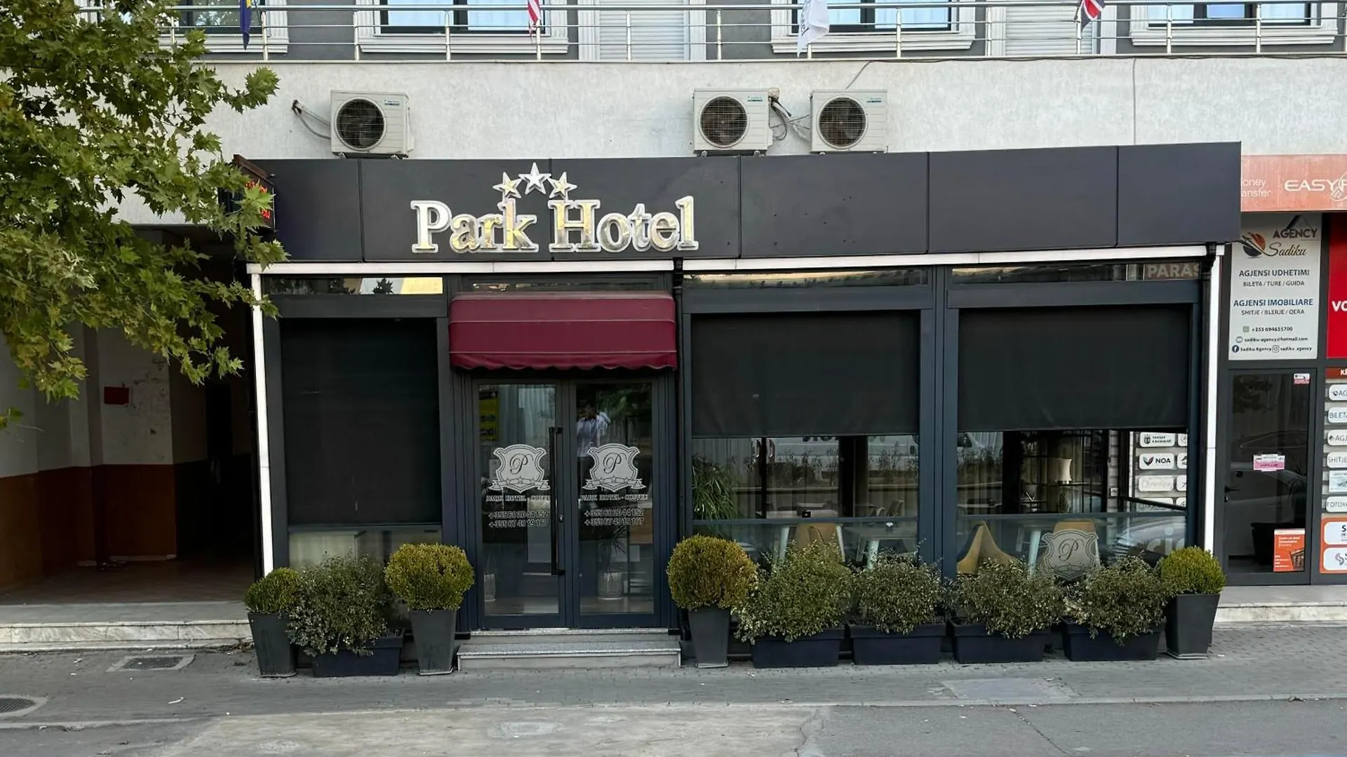 Park Hotel Tirana Yzberishti 3*,